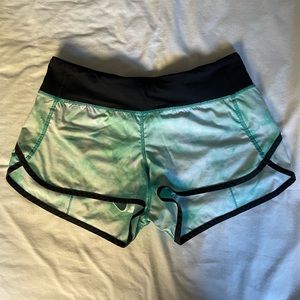 Lululemon speed short size 6